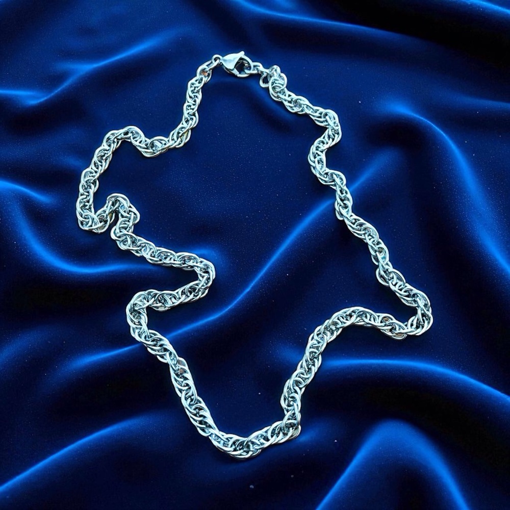 🆕 Twisted Helix Stainless Steel Necklace